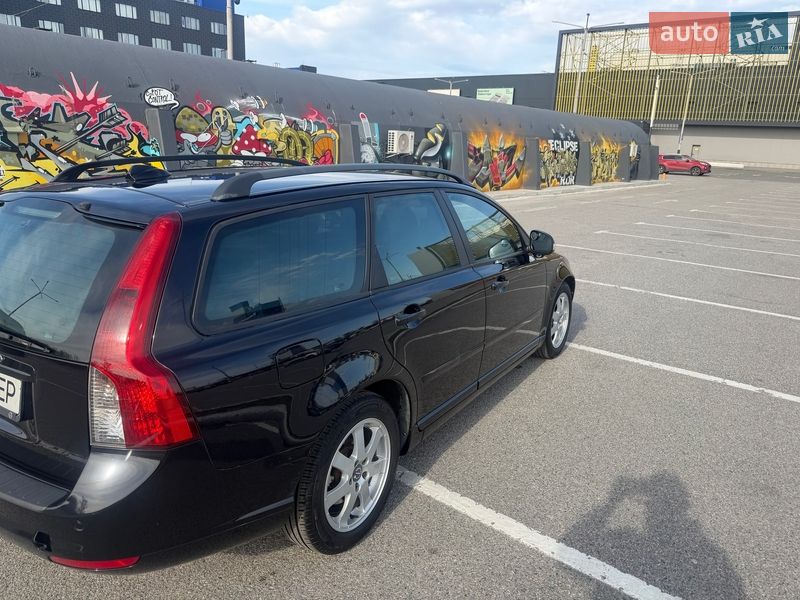 Універсал Volvo V50 2010 в Києві