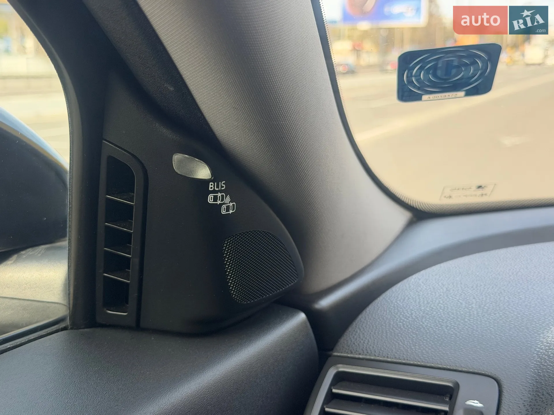 2010 Volvo V50 - мініатюра 16