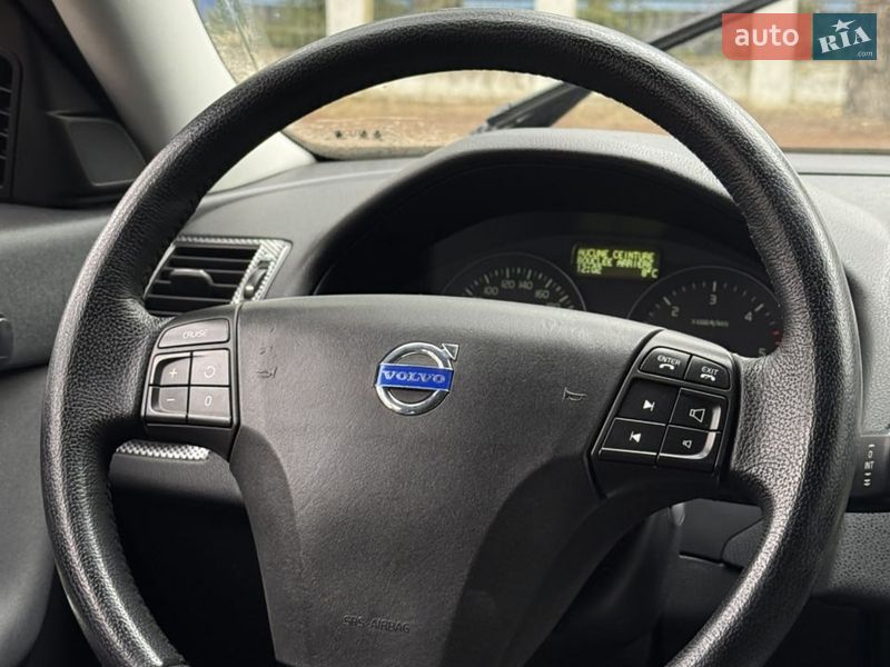 Универсал Volvo V50 2012 в Сумах