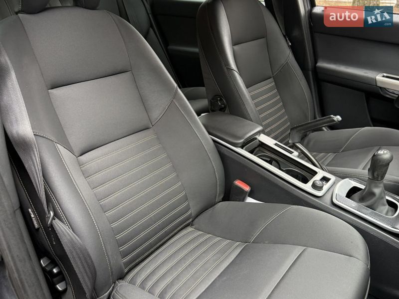 Универсал Volvo V50 2012 в Сумах