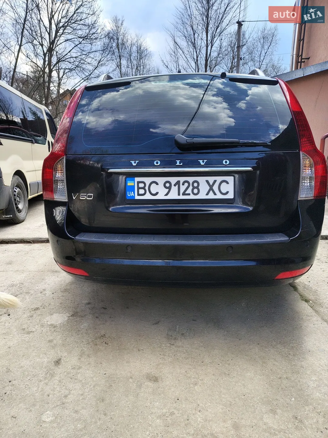 2011 Volvo V50 - мініатюра 3