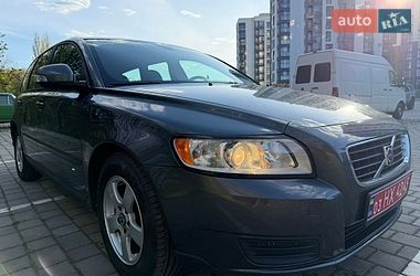 Універсал Volvo V50 2010 в Луцьку