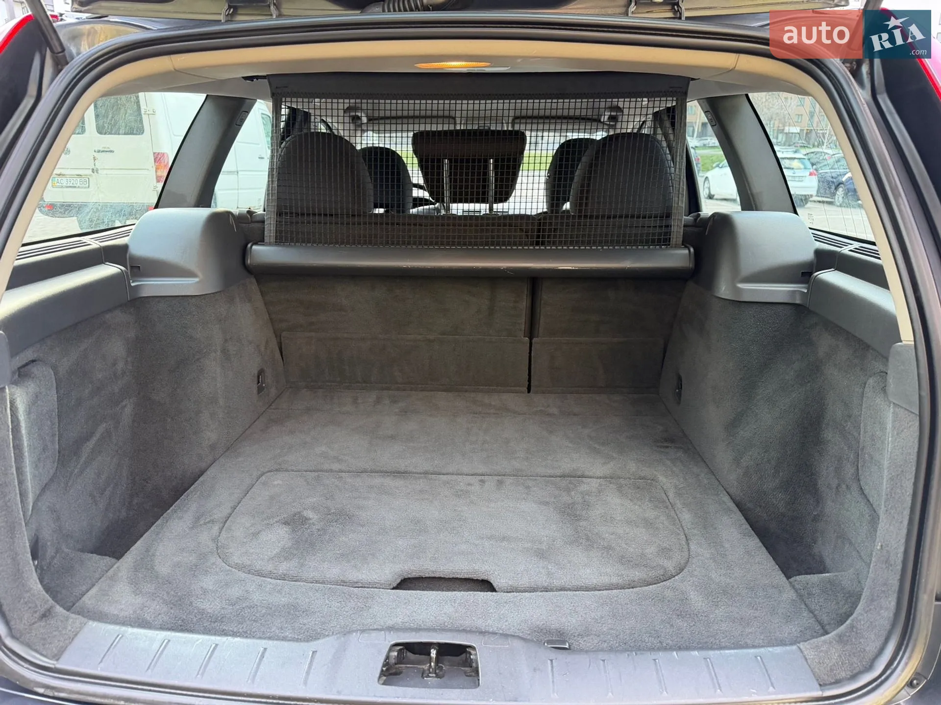 2010 Volvo V50 - мініатюра 13