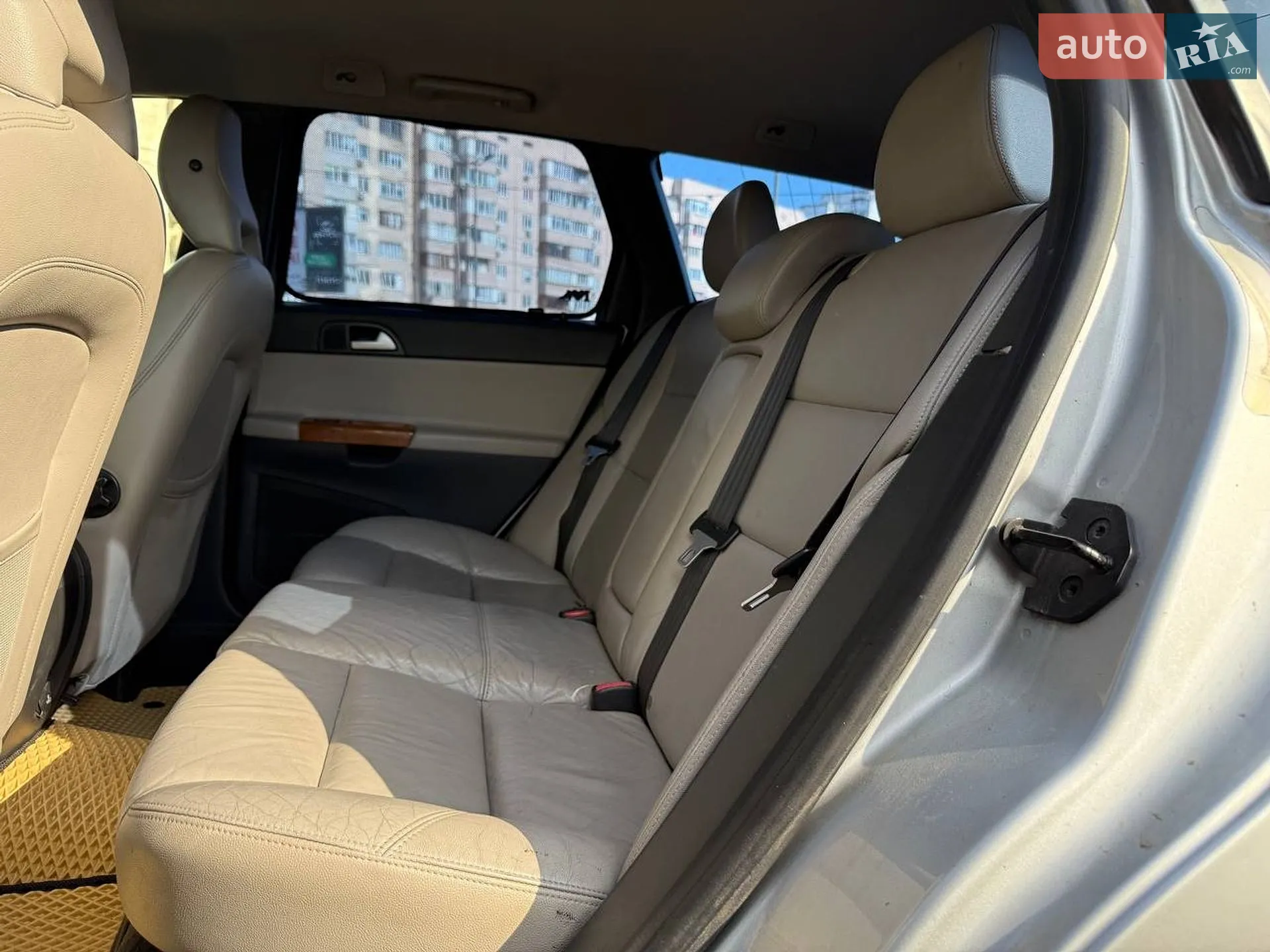 2010 Volvo V50 - мініатюра 10