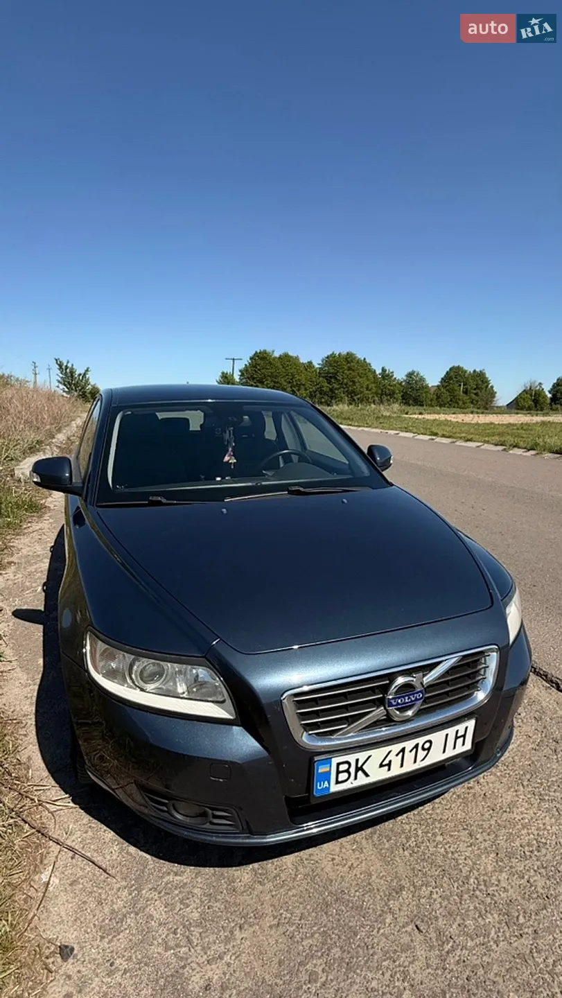 2010 Volvo V50 - фото 1