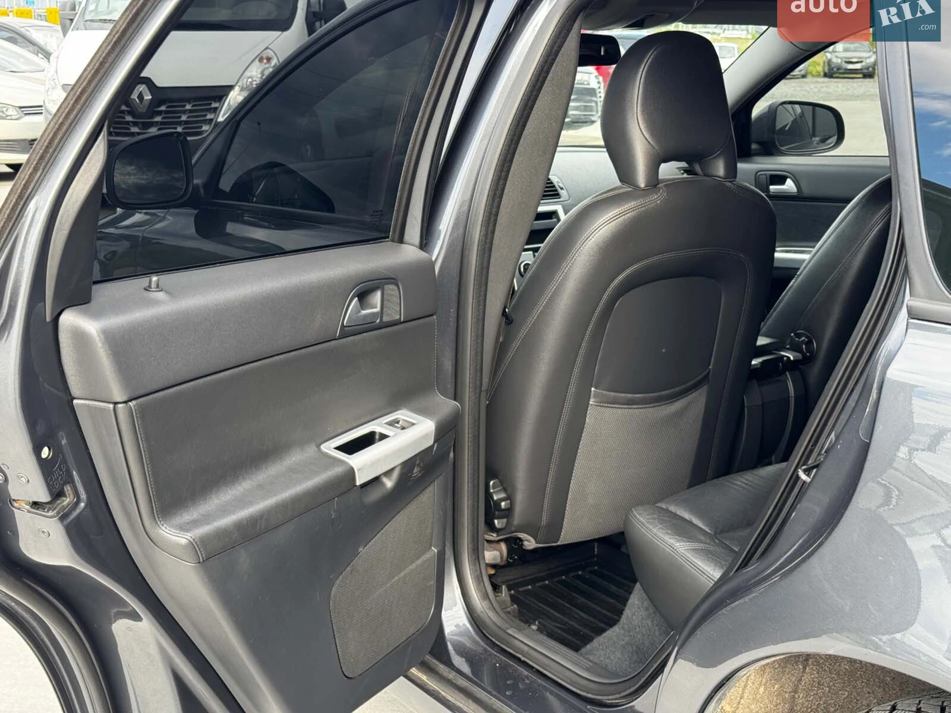 2011 Volvo V50 - мініатюра 27