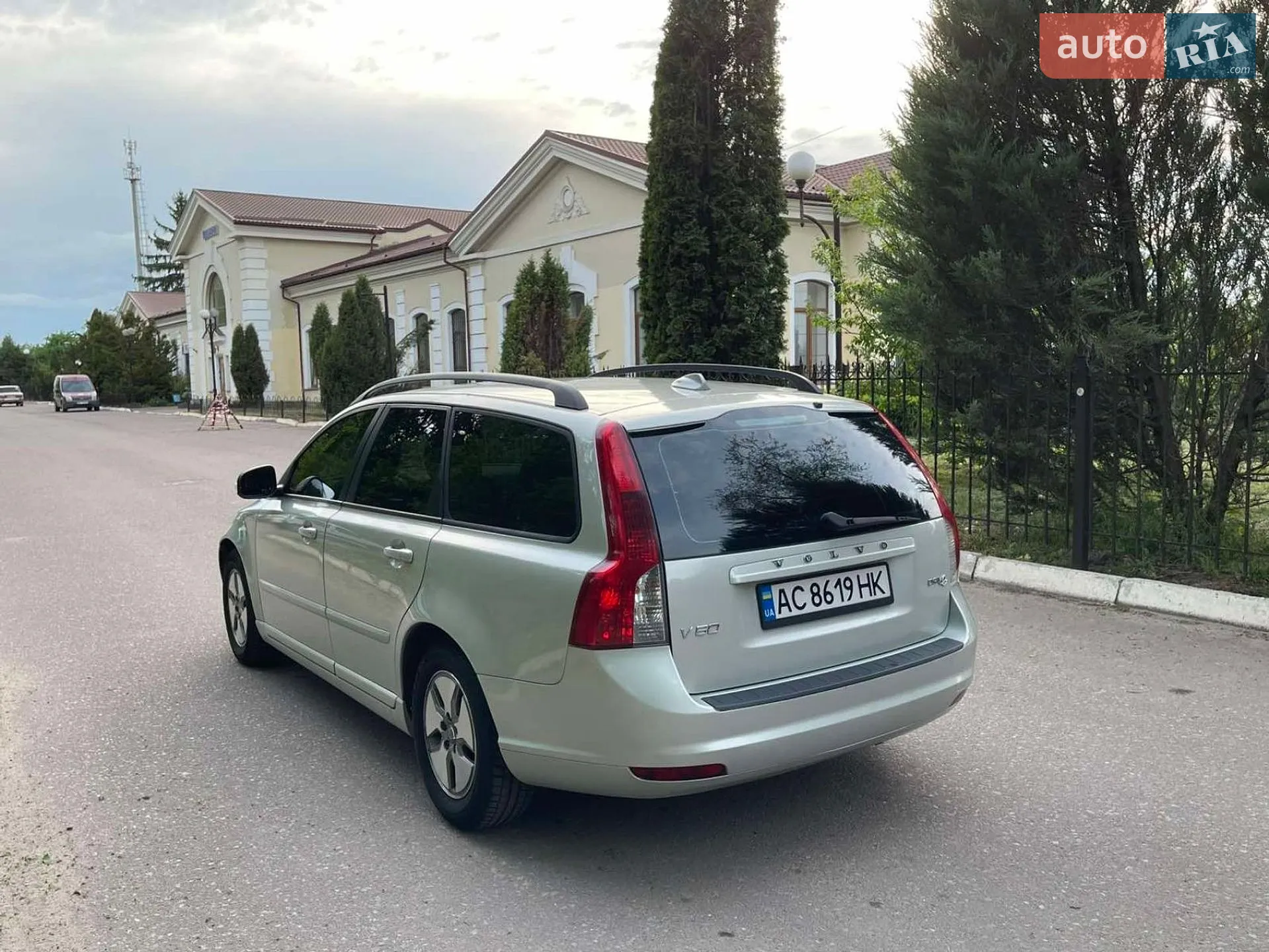 2010 Volvo V50 - мініатюра 8