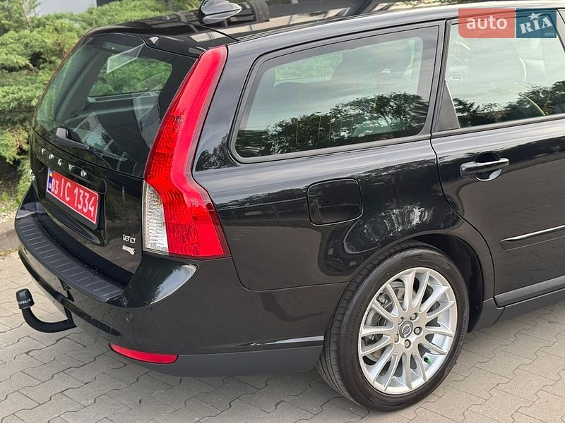 Універсал Volvo V50 2010 в Білій Церкві