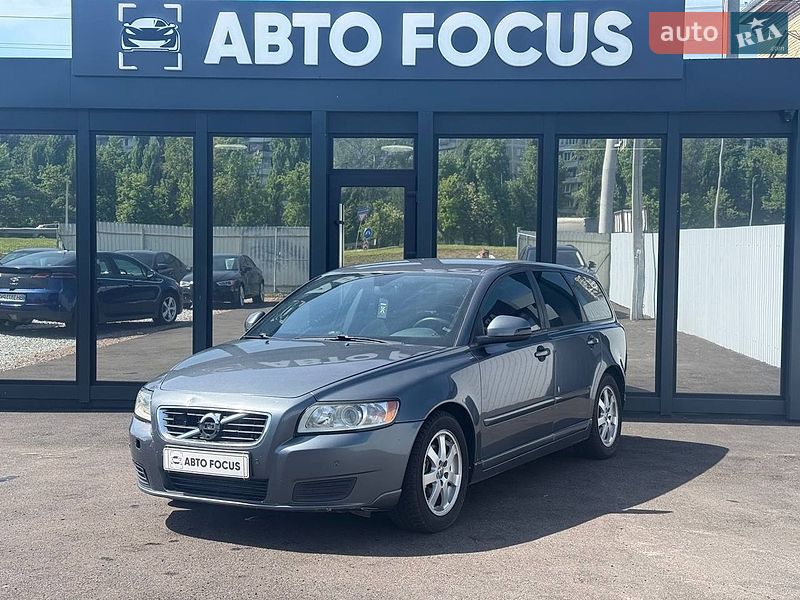 Универсал Volvo V50 2010 в Киеве фото 4 Универсал Volvo V50 2010 в Киеве