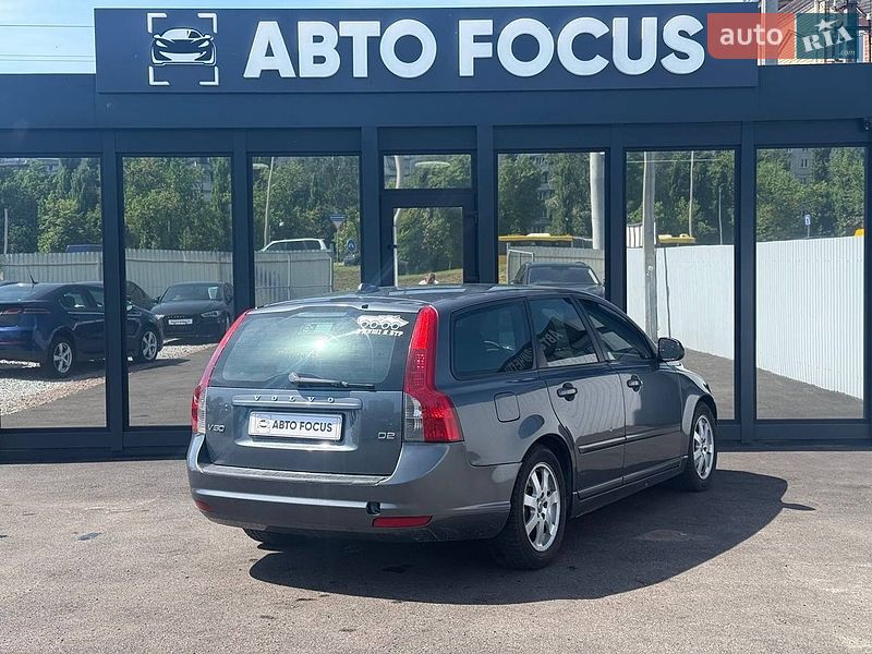 Универсал Volvo V50 2010 в Киеве фото 5 Универсал Volvo V50 2010 в Киеве