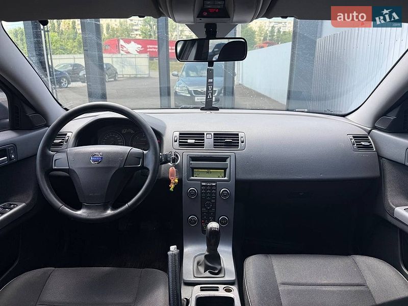 Универсал Volvo V50 2010 в Киеве фото 13 Универсал Volvo V50 2010 в Киеве