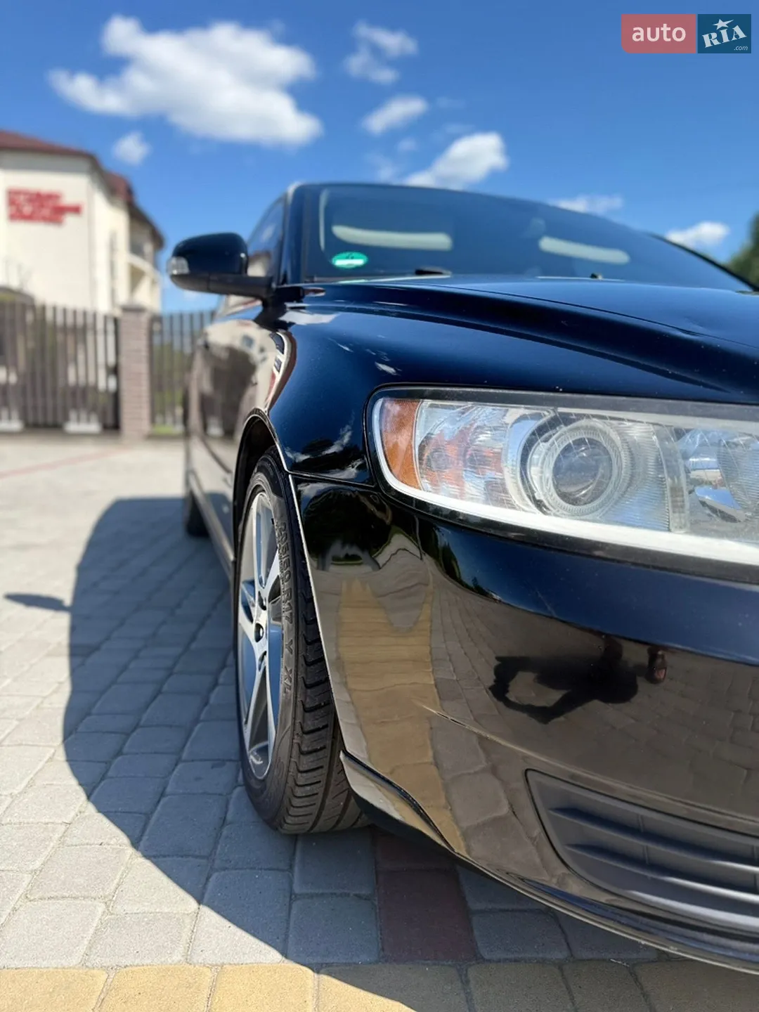 2011 Volvo V50 - мініатюра 8