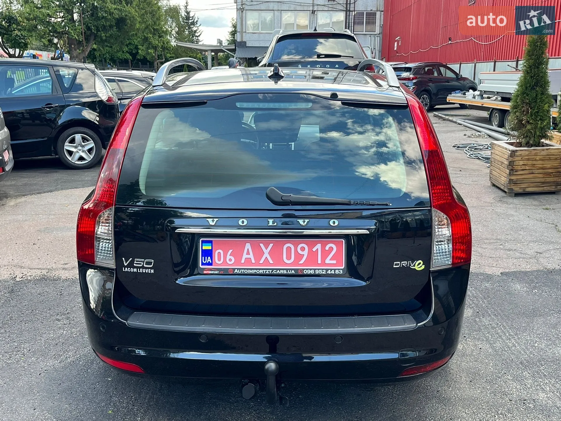 2011 Volvo V50 - мініатюра 8