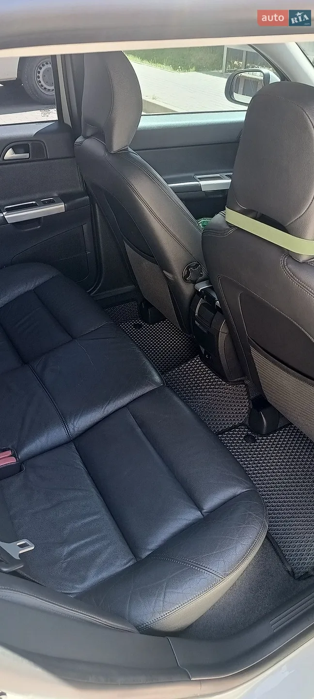 2011 Volvo V50 - мініатюра 13