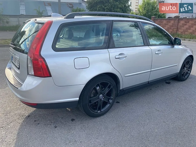 Volvo V50 2009 VIN YV1MW76E2A2523886 фото оголошення 2 з 48