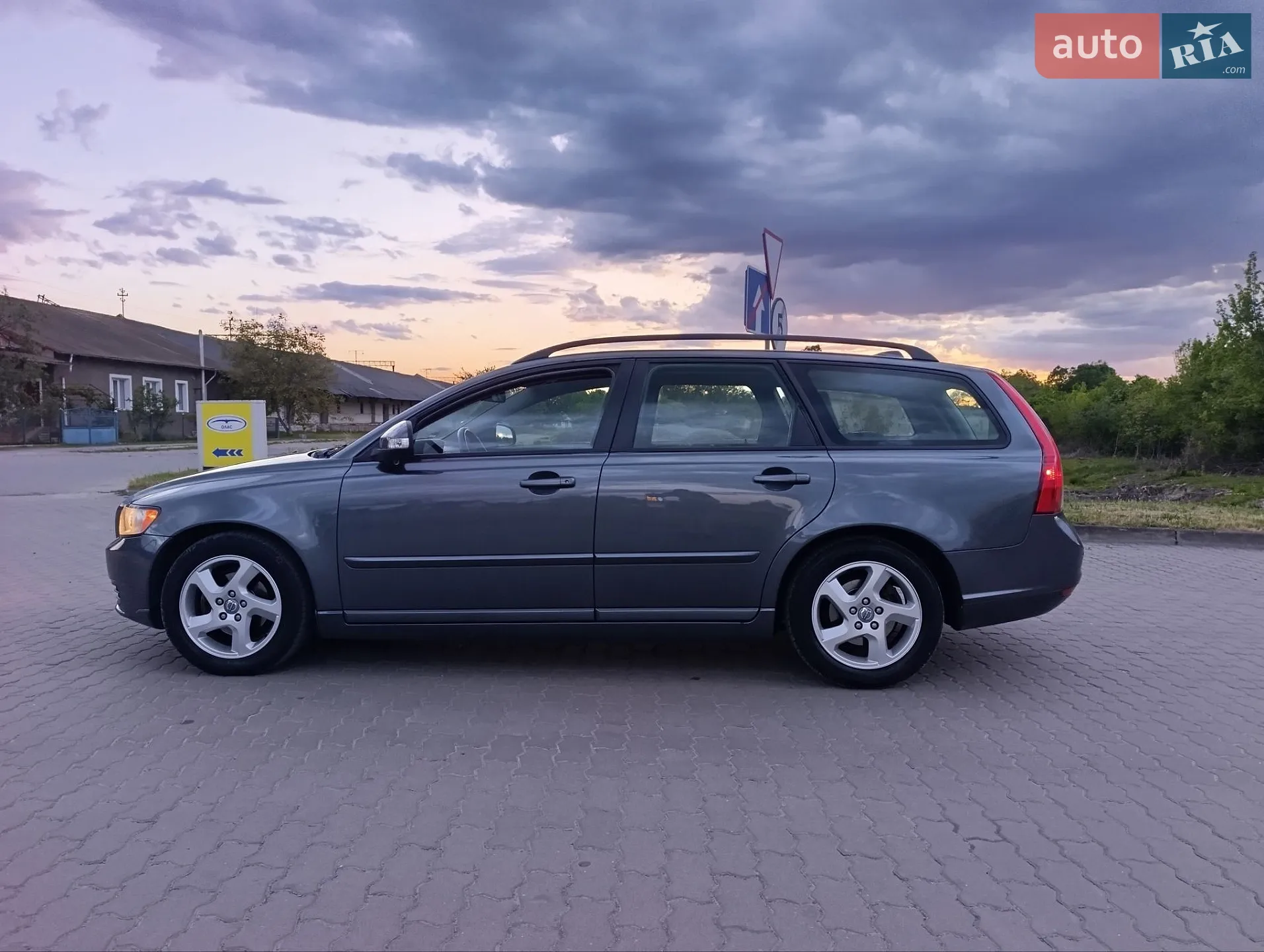 2011 Volvo V50 - мініатюра 14