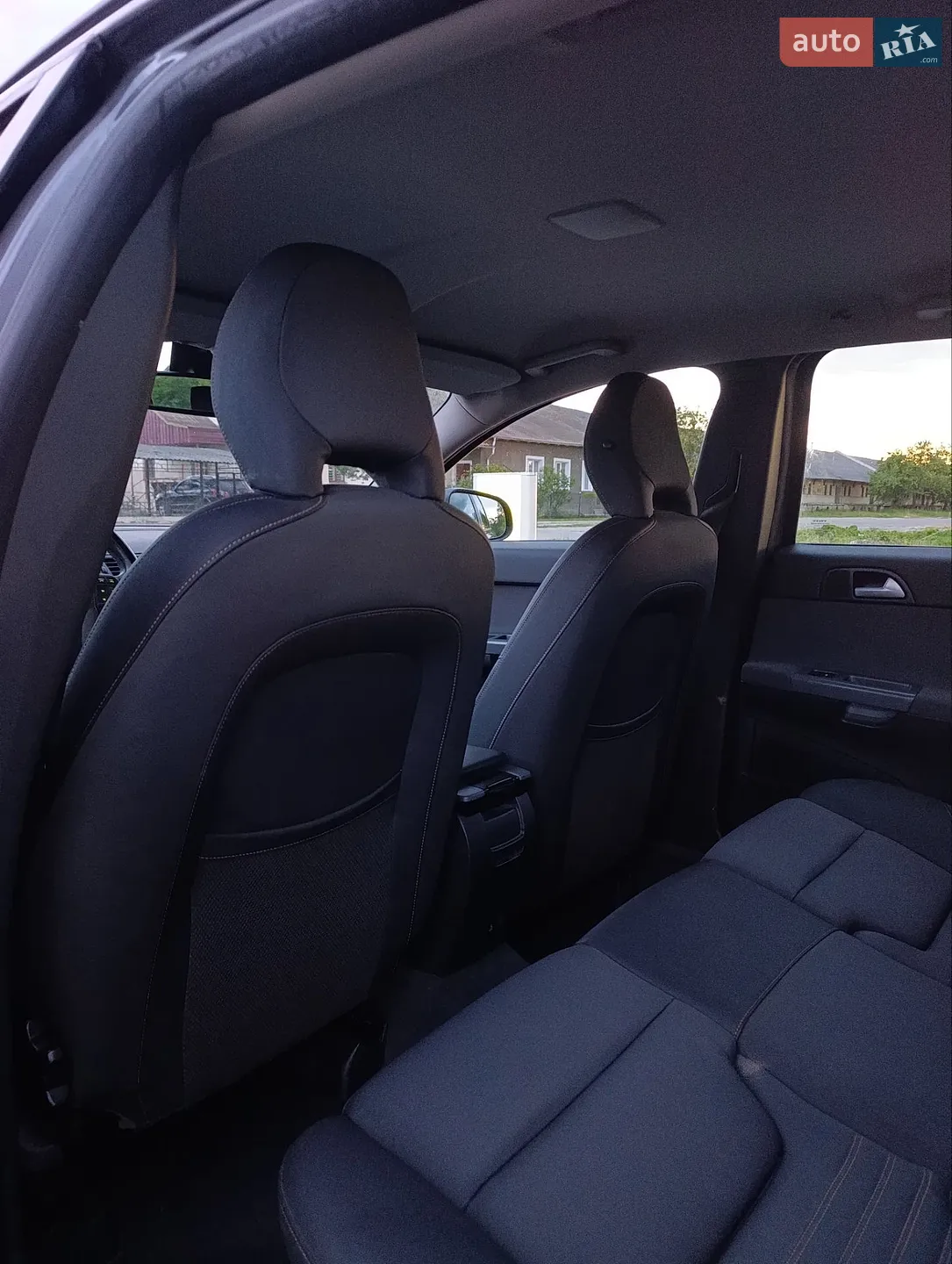 2011 Volvo V50 - мініатюра 25
