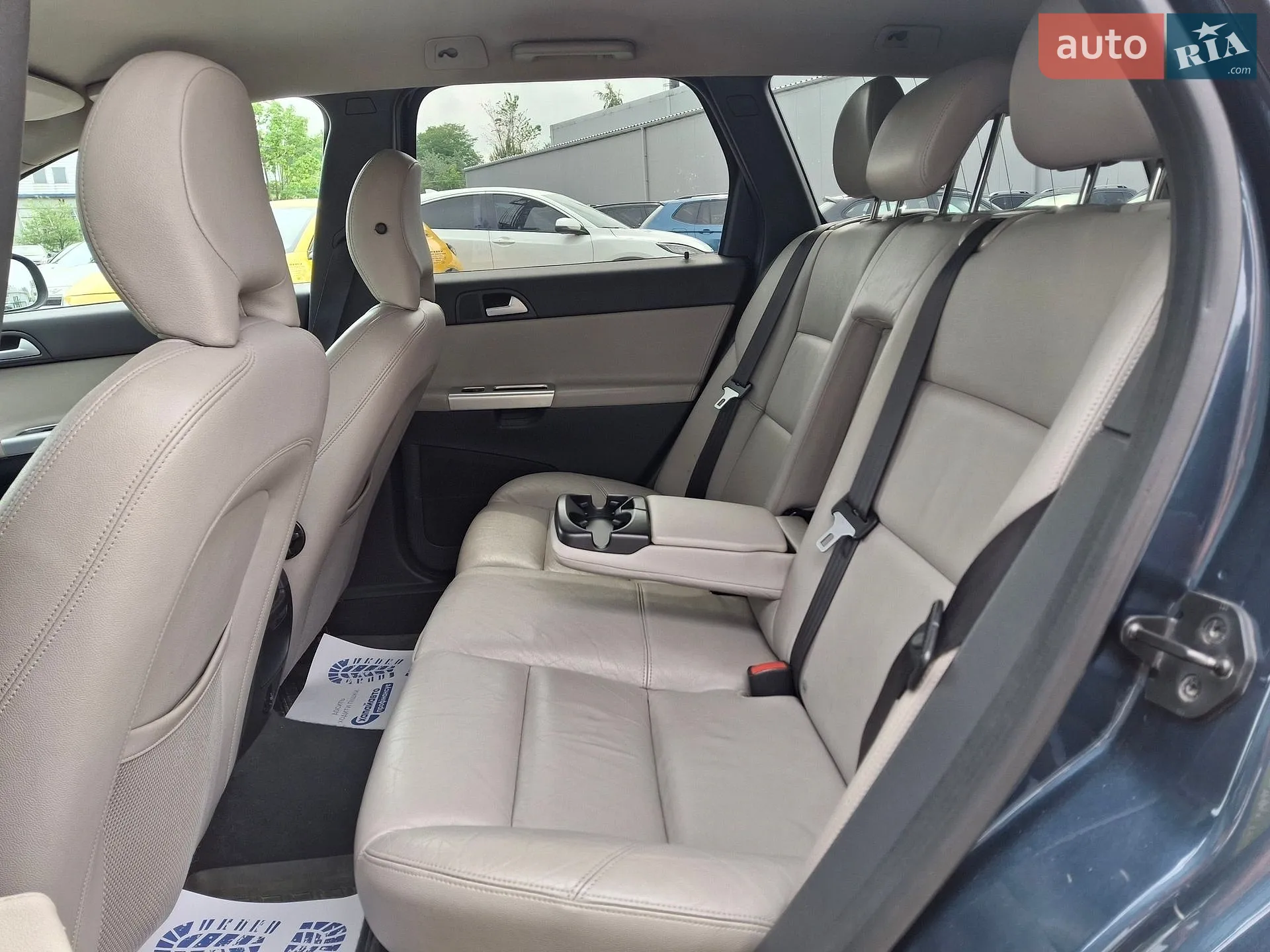 2010 Volvo V50 - мініатюра 16
