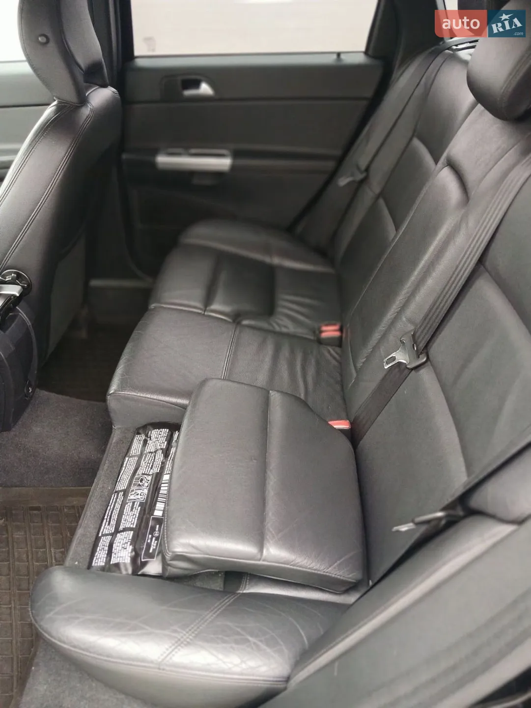 2011 Volvo V50 - мініатюра 8