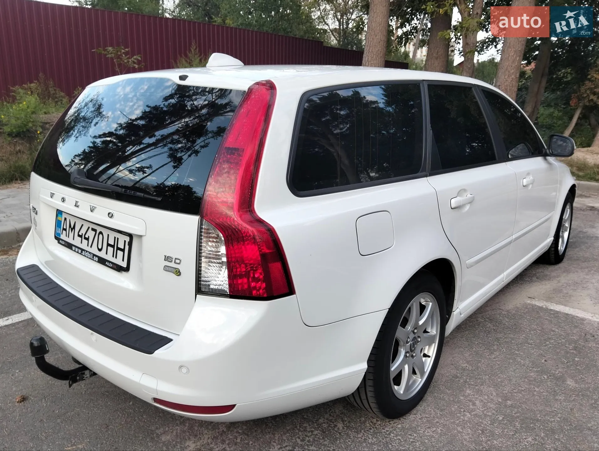 2010 Volvo V50 - мініатюра 4
