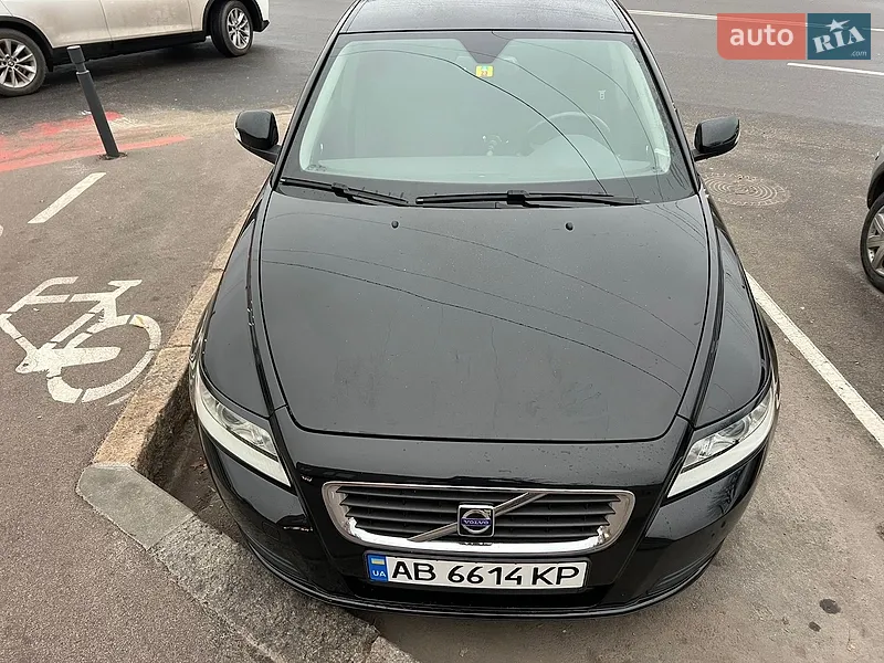 Volvo V50 2011