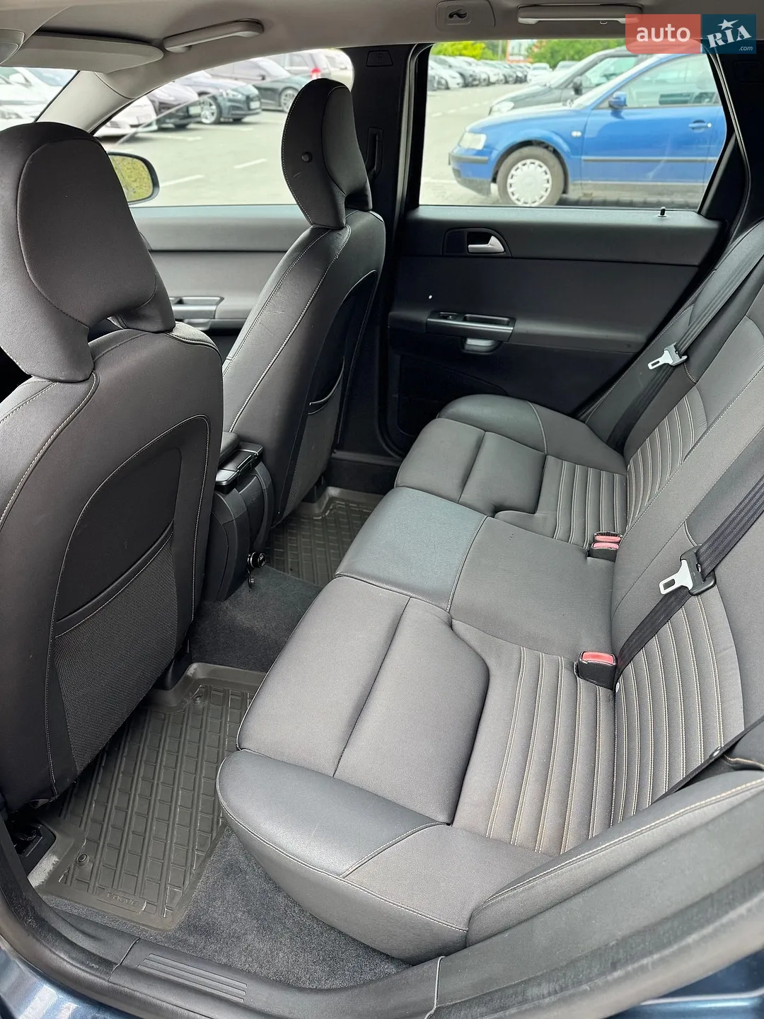 2010 Volvo V50 - мініатюра 21