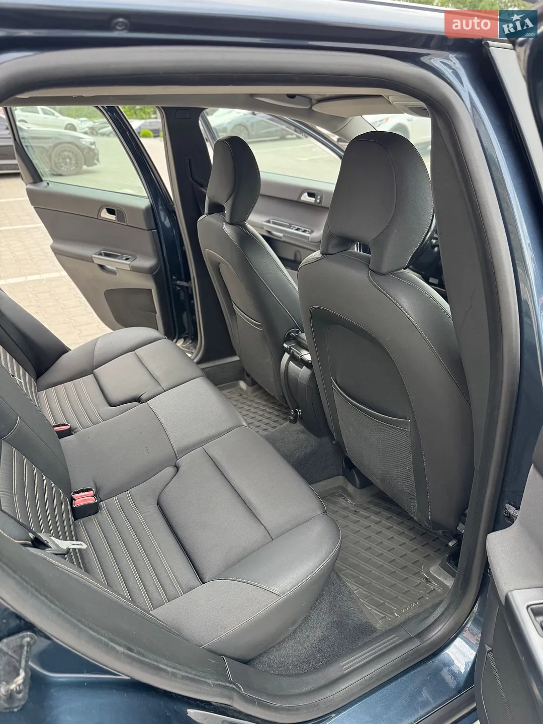 2010 Volvo V50 - мініатюра 23