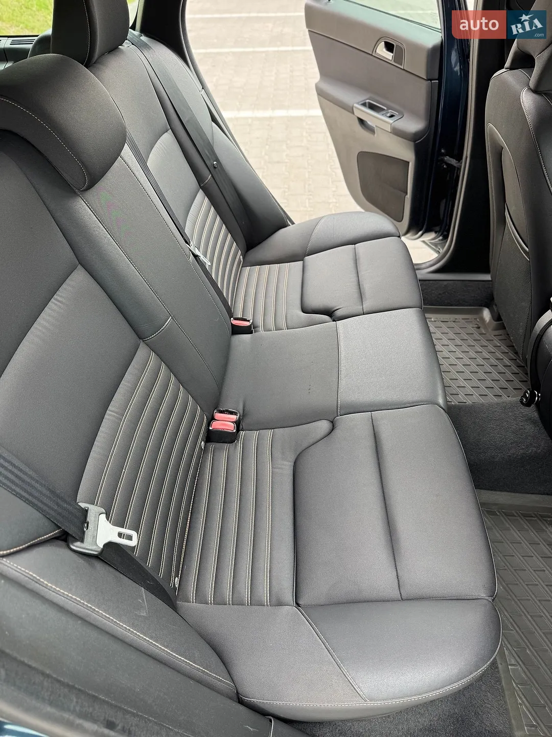 2010 Volvo V50 - мініатюра 20