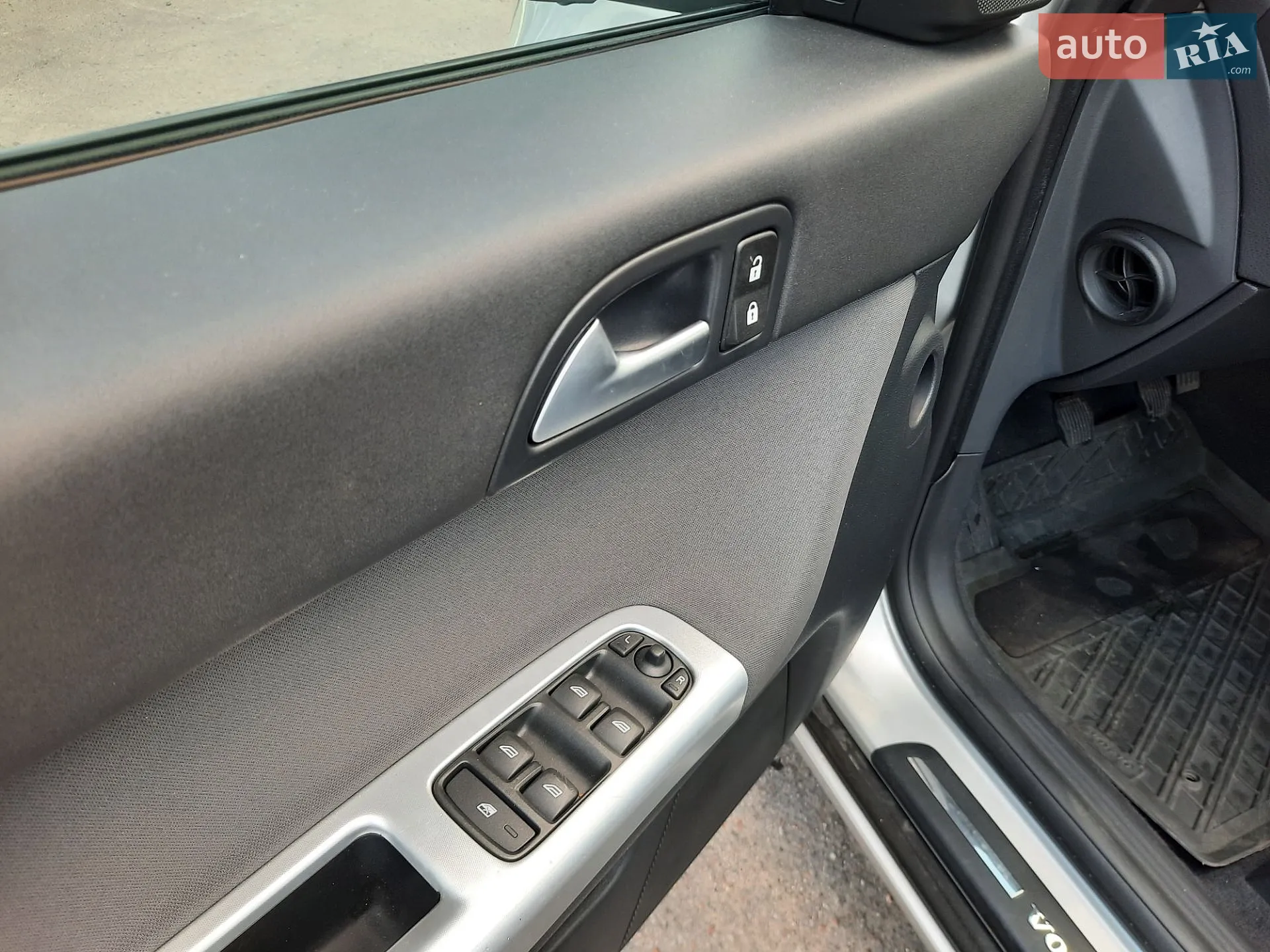 2011 Volvo V50 - мініатюра 57