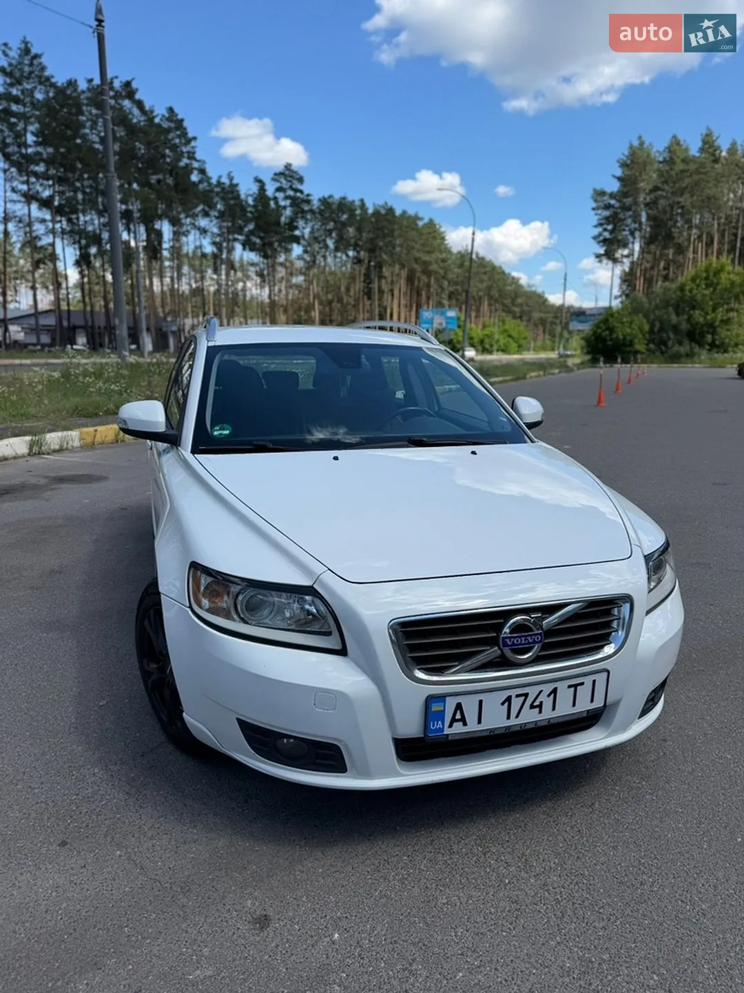 2011 Volvo V50 - мініатюра 2