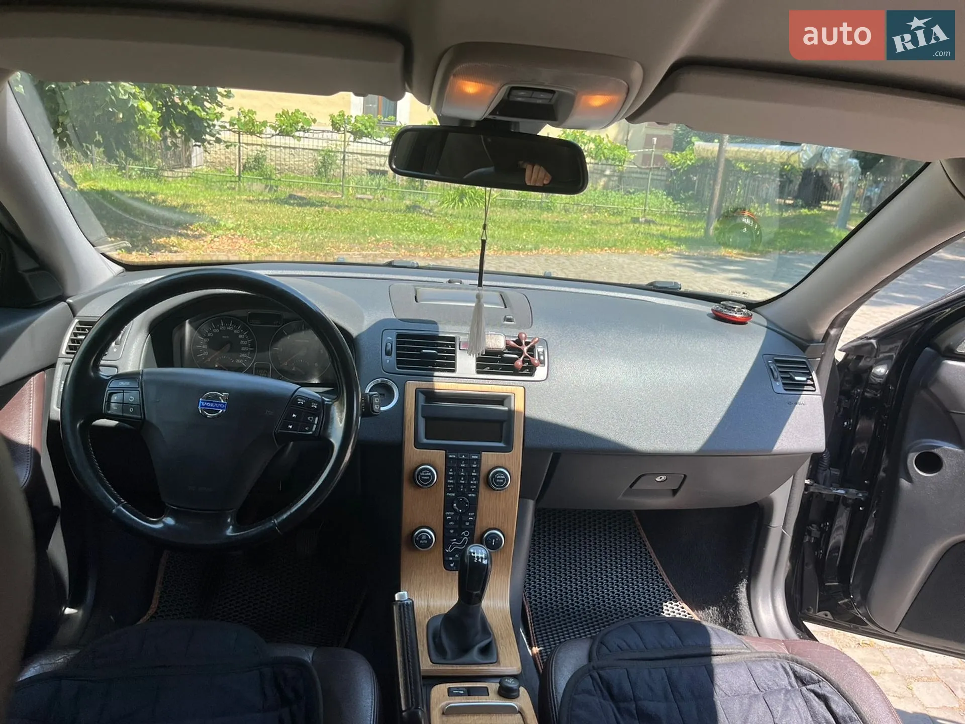 2011 Volvo V50 - мініатюра 8