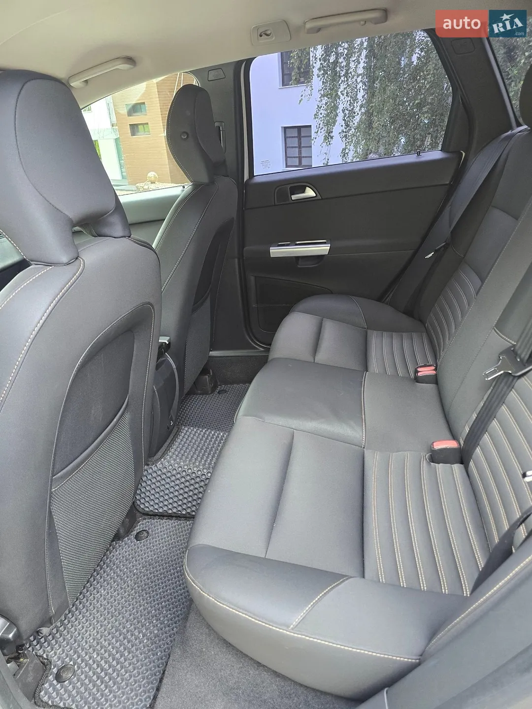 2012 Volvo V50 - мініатюра 18
