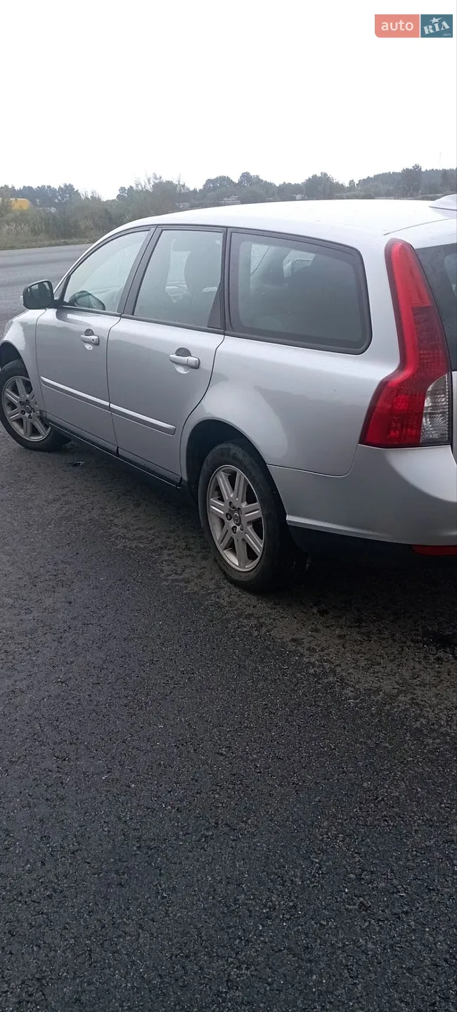 2010 Volvo V50 - мініатюра 7