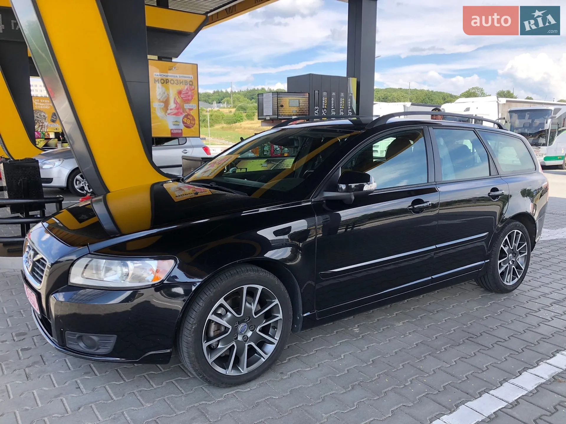 2010 Volvo V50 - мініатюра 2