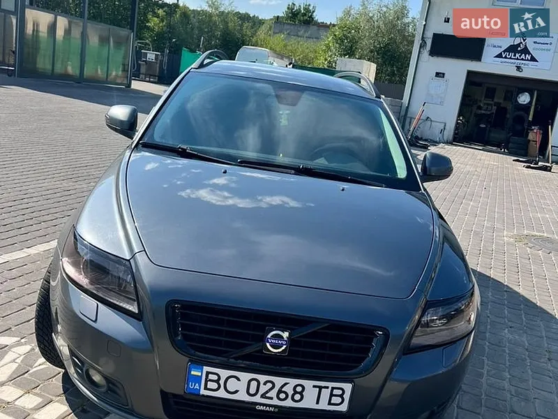 Volvo V50 2010