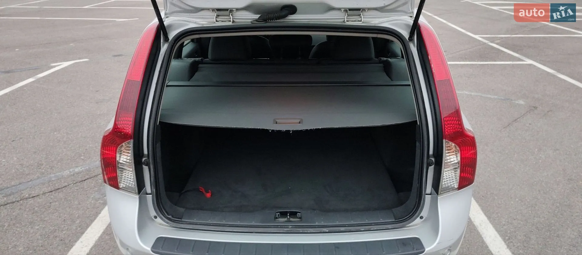 2011 Volvo V50 - мініатюра 2