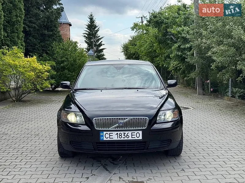 Volvo V50