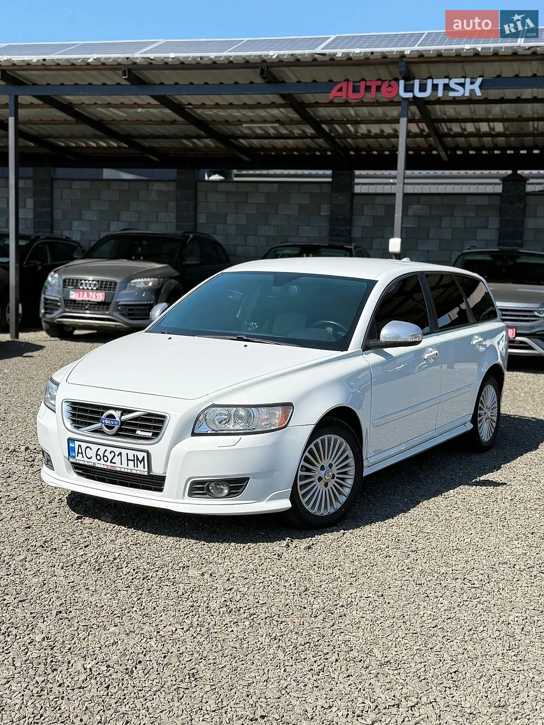 2011 Volvo V50 - фото 1