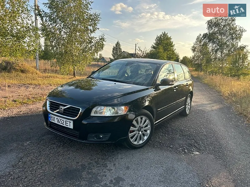 Volvo V50