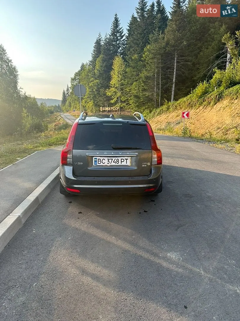 2011 Volvo V50 - мініатюра 5