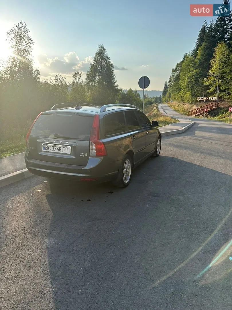 2011 Volvo V50 - мініатюра 6