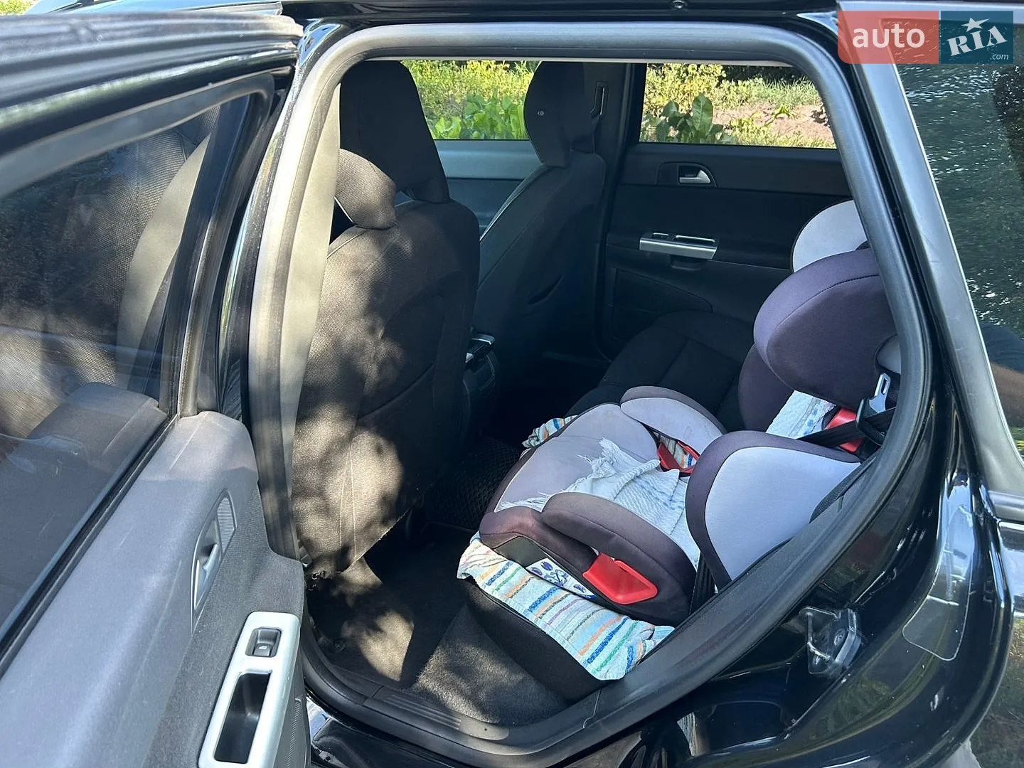2010 Volvo V50 - мініатюра 10