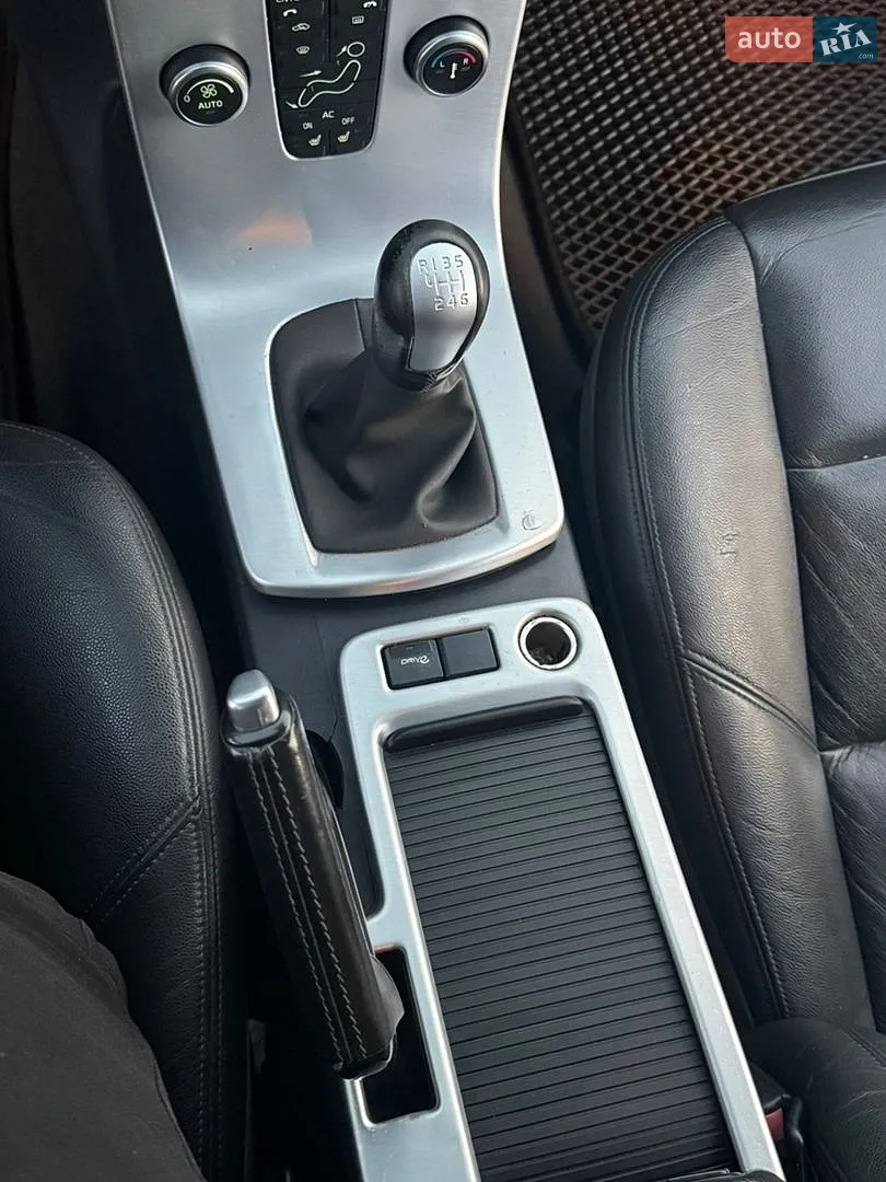 2011 Volvo V50 - мініатюра 15