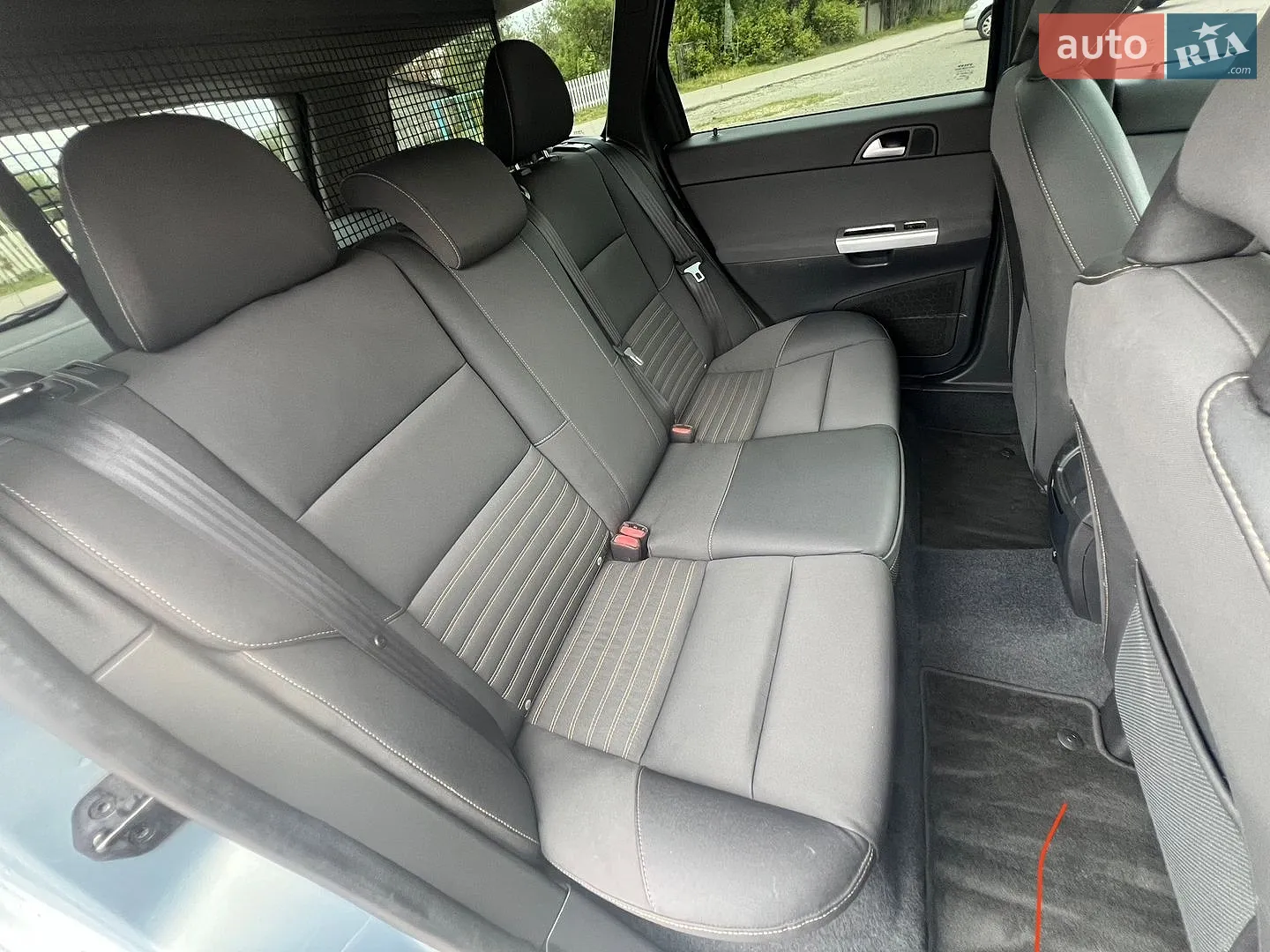 2011 Volvo V50 - мініатюра 26