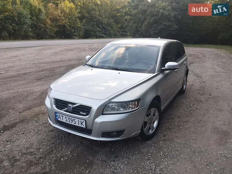 Volvo V50