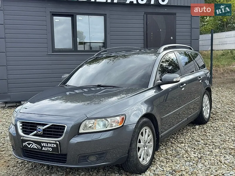 Volvo V50