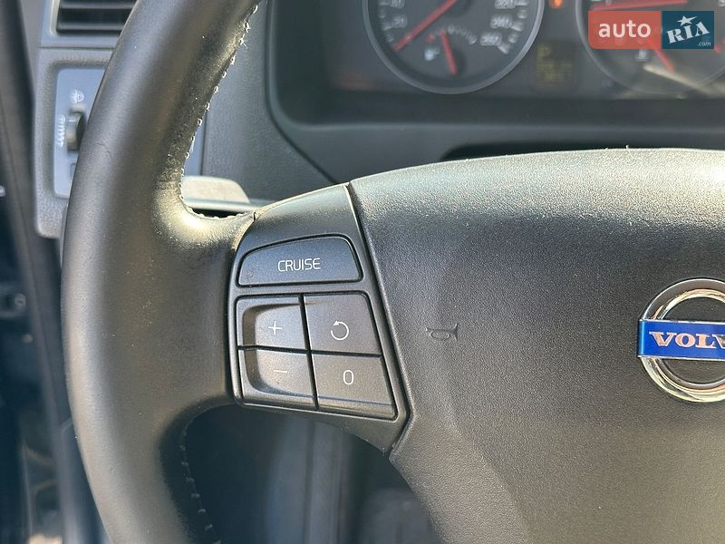 Универсал Volvo V50 2009 в Киеве фото 17 Универсал Volvo V50 2009 в Киеве