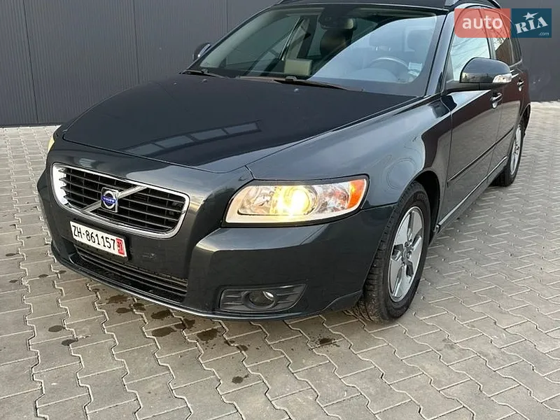 Volvo V50