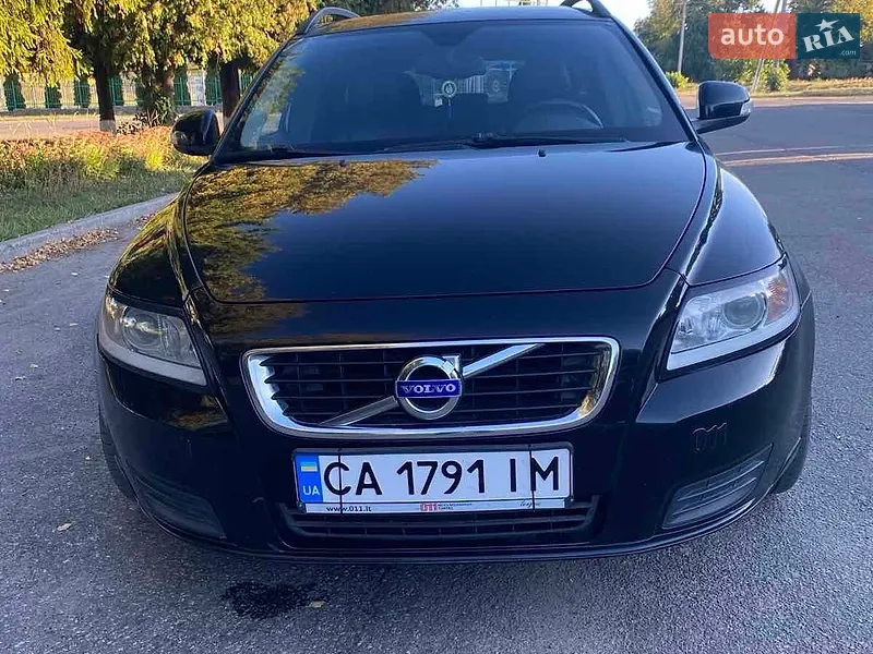 Volvo V50