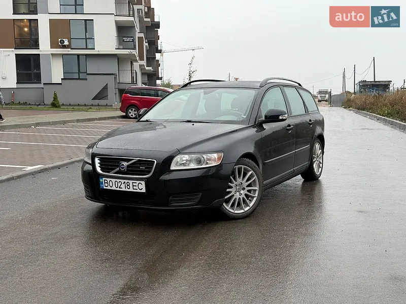 Volvo V50
